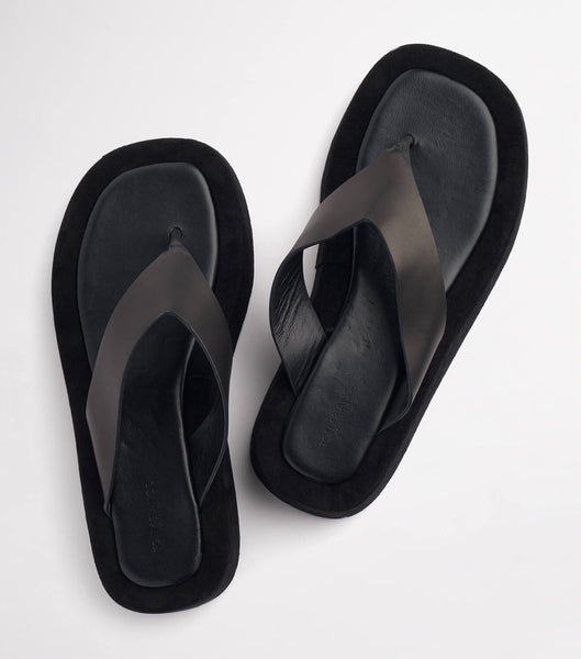 Black Tony Bianco Ives Black Como 3.5cm Thong Sandals | FILUI40599